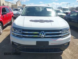 2018 Volkswagen Atlas SE with VIN 1V2CR2CA5JC520616, listed as a IAAI auction lot 42198409 with 98,133 mi miles and . Bid and sale history available at DreamBid. Image 12.