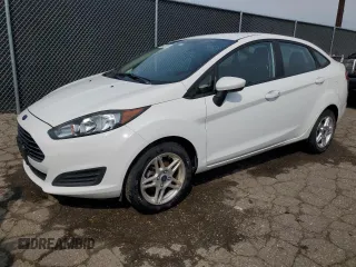 2017 Ford Fiesta SE z VIN 3FADP4BJ0HM117781, wystawiony jako Copart lot #60722125 z przebiegiem 49 444 mil mil oraz Czysty tytuł • Clean title. Historia ofert i sprzedaży dostępna na DreamBid. Obrazek 1.