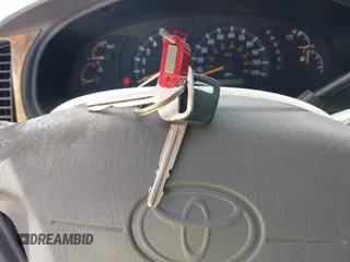 2000 Toyota Tundra SR5 with VIN 5TBRT3411YS070241, listed as a IAAI auction lot 41785990 with 204,276 mi miles and . Bid and sale history available at DreamBid. Image 11.