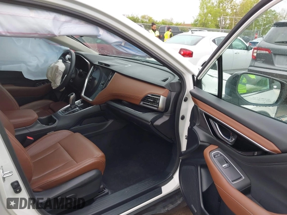 2022 Subaru Outback Touring with VIN 4S4BTAPC1N3217113, listed as a IAAI auction lot 42247212 with 16,527 mi miles and . Bid and sale history available at DreamBid. Image 5.