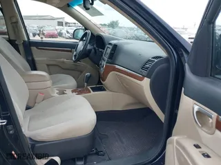 2008 Hyundai Santa Fe SE with VIN 5NMSH13E78H206880, listed as a IAAI auction lot 42036580 with 215,076 mi miles. Bid and sale history available at carsss.com. Image 5.