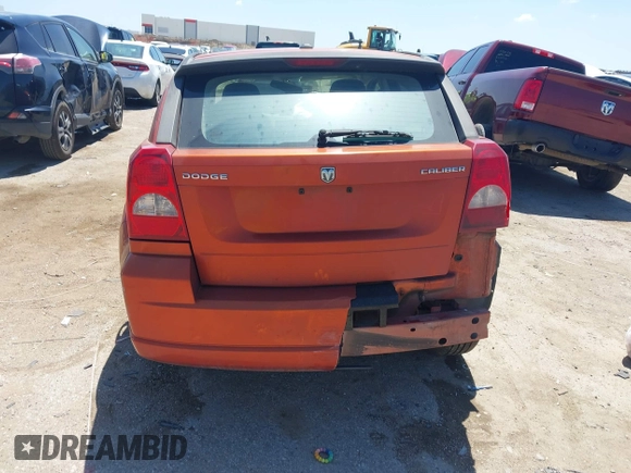 2010 Dodge Caliber Mainstreet z VIN 1B3CB3HA0AD581789, wystawiony jako IAAI lot #42092842 z przebiegiem 237 483 mil mil oraz . Historia ofert i sprzedaży dostępna na DreamBid. Obrazek 16.