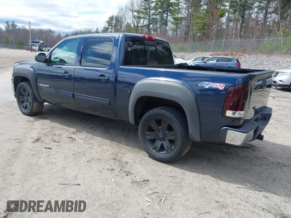 2007 GMC Sierra 1500 SLT z VIN 3GTEK13MX7G502170, wystawiony jako IAAI lot #42050534 z przebiegiem 134 289 mil mil oraz . Historia ofert i sprzedaży dostępna na DreamBid. Obrazek 3.