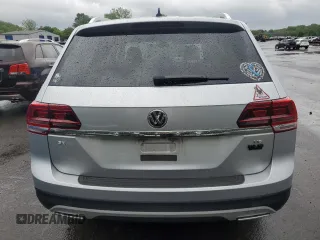 2019 Volkswagen Atlas SE with VIN 1V2WR2CA2KC583977, listed as a Copart auction lot 56501575 with 129,979 mi miles and Salvage title. Bid and sale history available at DreamBid. Image 6.