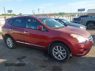 2011 Nissan Rogue SV z VIN JN8AS5MT6BW164440, wystawiony jako IAAI lot #42183006 z przebiegiem 119 130 mil mil oraz . Historia ofert i sprzedaży dostępna na DreamBid. Obrazek 13.