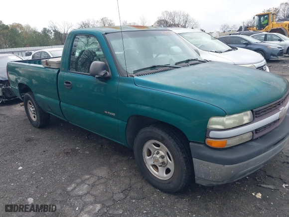 2002 Chevrolet Silverado 1500 with VIN 1GCEC14W82Z286809, listed as a IAAI auction lot 41876270 with 217,690 mi miles. Bid and sale history available at carsss.com. Image 1.
