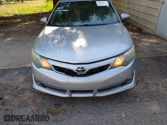 2012 Toyota Camry L with VIN 4T1BF1FK3CU087665, listed as a IAAI auction lot 41996675 with 220,465 mi miles. Bid and sale history available at carsss.com. Image 13.