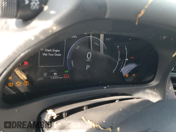 2025 Lexus UX with VIN JTHYBJAHXS2013108, listed as a Copart auction lot 45136895 with 1,350 mi miles and Salvage title. Bid and sale history available at DreamBid. Image 9.