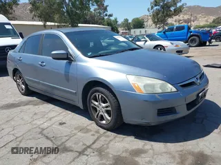 2007 Honda Accord LX SE z VIN 1HGCM56307A168338, wystawiony jako IAAI lot #42398624 z przebiegiem 224 436 mil mil oraz . Historia ofert i sprzedaży dostępna na DreamBid. Obrazek 1.
