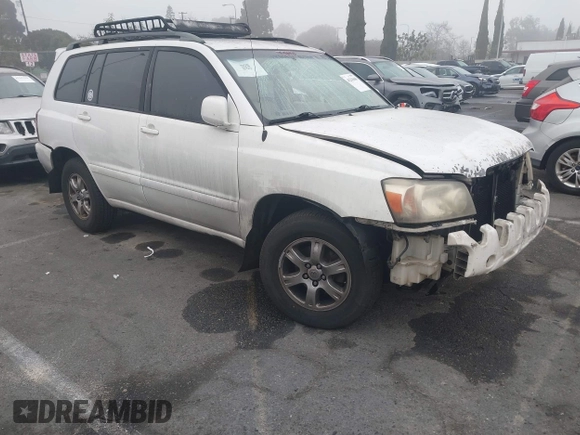 2006 Toyota Highlander z VIN JTEGP21A560123892, wystawiony jako IAAI lot #41241680 z przebiegiem 282 092 mil mil oraz . Historia ofert i sprzedaży dostępna na DreamBid. Obrazek 1.