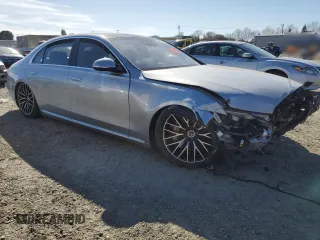2021 Mercedes-Benz S 580 z VIN W1K6G7GB8MA037874, wystawiony jako Copart lot #43447245 z przebiegiem Nie podano mil oraz Szkoda całkowita • Salvage title. Historia ofert i sprzedaży dostępna na DreamBid. Obrazek 4.
