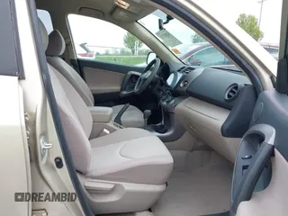2006 Toyota RAV4 with VIN JTMZD33VX65015749, listed as a IAAI auction lot 42018278 with 175,934 mi miles and . Bid and sale history available at DreamBid. Image 5.