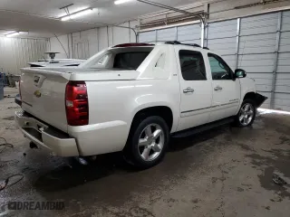 2012 Chevrolet Avalanche LTZ with VIN 3GNTKGE79CG280627, listed as a Copart auction lot 72275044 with 119,782 mi miles and Salvage Title. Bid and sale history available at carsss.com. Image 3.