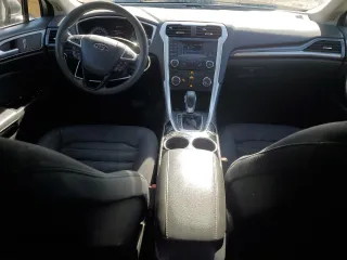 2013 Ford Fusion SE with VIN 3FA6P0H71DR199210, listed as a Copart auction lot 56386135 with 215,901 mi miles and Non repairable. Bid and sale history available at DreamBid. Image 8.
