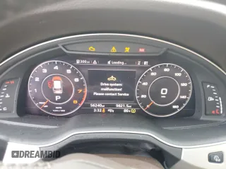 2018 Audi Q7 Premium Plus с VIN WA1LHAF73JD047088, выставлен на аукционе Copart как лот 58340075 с пробегом 56 240 миль миль и Списание • Salvage title. История ставок и продаж доступна на DreamBid. Изображение 9.