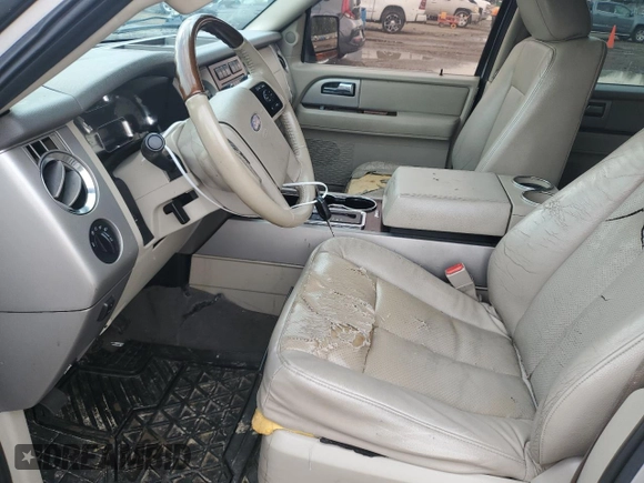 2010 Ford Expedition Limited z VIN 1FMJU1K54AEA75968, wystawiony jako Copart lot #51372925 z przebiegiem 253 586 mil mil oraz Czysty tytuł • Clean title. Historia ofert i sprzedaży dostępna na DreamBid. Obrazek 7.