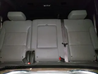 2021 Chevrolet Suburban LT z VIN 1GNSKCKD0MR179833, wystawiony jako Copart lot #52454765 z przebiegiem 95 989 mil mil oraz Czysty tytuł • Clean title. Historia ofert i sprzedaży dostępna na DreamBid. Obrazek 10.
