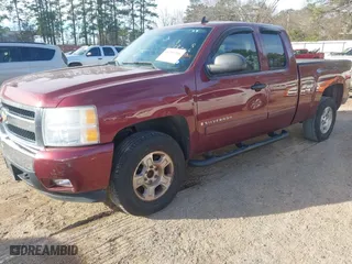 2008 Chevrolet Silverado 1500 LT w/1LT with VIN 1GCEC19J68Z100996, listed as a IAAI auction lot 41704750 with 127,463 mi miles. Bid and sale history available at carsss.com. Image 2.