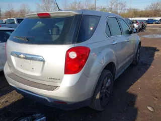 2012 Chevrolet Equinox LS with VIN 2GNALBEK2C1126085, listed as a IAAI auction lot 41883683 with 176,478 mi miles. Bid and sale history available at carsss.com. Image 4.
