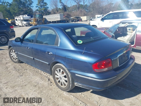2003 Hyundai Sonata GLS with VIN KMHWF35H73A763880, listed as a IAAI auction lot 41563764 with 123,058 mi miles. Bid and sale history available at carsss.com. Image 3.