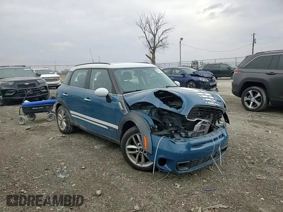 2011 MINI Countryman S with VIN WMWZC5C57BWM10732, listed as a Copart auction lot 83070254 with 117,330 mi miles and Clean Title. Bid and sale history available at DreamBid. Image 10.