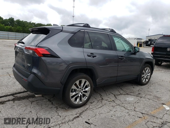 2021 Toyota RAV4 XLE Premium with VIN 2T3C1RFV5MC132613, listed as a Copart auction lot 59690715 with 15,491 mi miles and Salvage title. Bid and sale history available at DreamBid. Image 3.