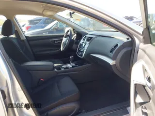 2018 Nissan Altima SR with VIN 1N4AL3APXJC258864, listed as a IAAI auction lot 42018305 with 59,265 mi miles and . Bid and sale history available at carsss.com. Image 5.