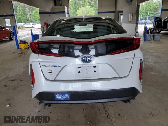 2022 Toyota Prius LE with VIN JTDKAMFP1N3224062, listed as a Copart auction lot 58465355 with 60,981 mi miles and Salvage title. Bid and sale history available at DreamBid. Image 6.