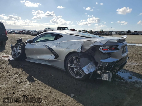 2020 Chevrolet Corvette 2LT with VIN 1G1Y72D49L5107457, listed as a Copart auction lot 42349555 with 25,268 mi miles and Salvage Title. Bid and sale history available at carsss.com. Image 2.