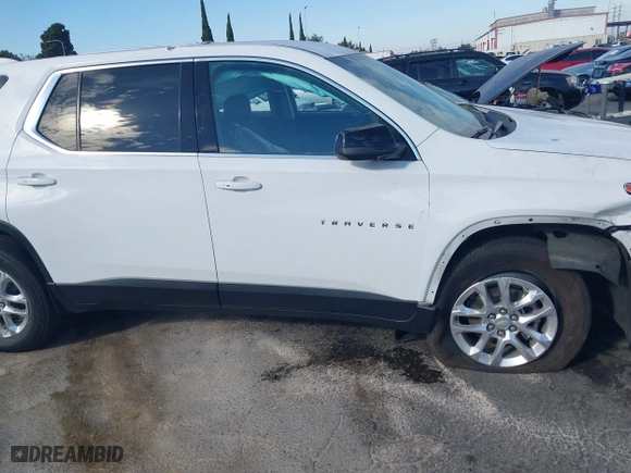 2021 Chevrolet Traverse LS with VIN 1GNERFKW5MJ249062, listed as a IAAI auction lot 40802547 with 50,235 mi miles. Bid and sale history available at carsss.com. Image 13.