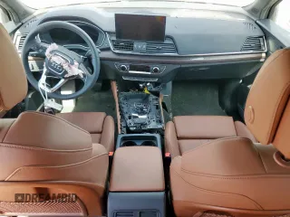 2025 Audi Q5 S line Premium Plus с VIN WA1E2AFY7S2038376, выставлен на аукционе Copart как лот 63291295 с пробегом Не указан миль и Списание • Salvage title. История ставок и продаж доступна на DreamBid. Изображение 8.