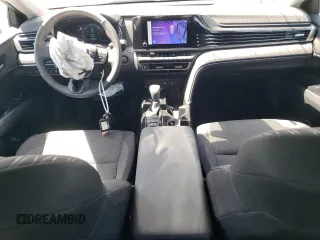 2025 Toyota Camry LE z VIN 4T1DBADK2SU525291, wystawiony jako Copart lot #54872725 z przebiegiem 5 855 mil mil oraz Szkoda całkowita • Salvage title. Historia ofert i sprzedaży dostępna na DreamBid. Obrazek 8.
