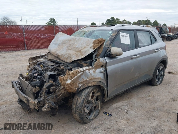 2024 Hyundai Venue SEL with VIN KMHRC8A32RU333999, listed as a IAAI auction lot 41265592 with 17,616 mi miles and . Bid and sale history available at DreamBid. Image 2.