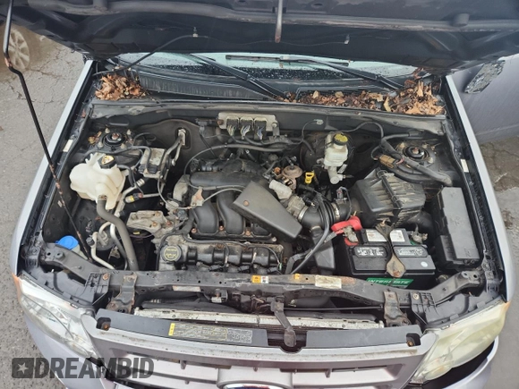 2008 Ford Escape Limited with VIN 1FMCU94138KA96260, listed as a Copart auction lot 64089815 with 213,053 mi miles and Salvage title. Bid and sale history available at DreamBid. Image 12.