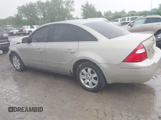 2005 Ford Five Hundred SEL z VIN 1FAFP24145G140044, wystawiony jako IAAI lot #42457383 z przebiegiem 196 564 mil mil oraz . Historia ofert i sprzedaży dostępna na DreamBid. Obrazek 14.