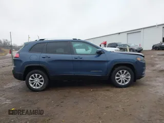 2020 Jeep Cherokee Latitude with VIN 1C4PJMCB4LD650592, listed as a IAAI auction lot 41192484 with 88,931 mi miles. Bid and sale history available at carsss.com. Image 13.