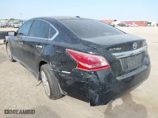 2013 Nissan Altima 2.5 SV with VIN 1N4AL3APXDN489580, listed as a IAAI auction lot 41858841 with 185,950 mi miles. Bid and sale history available at carsss.com. Image 3.