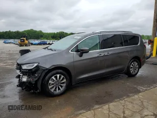 2021 Chrysler Pacifica Touring L z VIN 2C4RC1BG0MR500928, wystawiony jako Copart lot #55960215 z przebiegiem 74 052 mil mil oraz Szkoda całkowita • Salvage title. Historia ofert i sprzedaży dostępna na DreamBid. Obrazek 1.