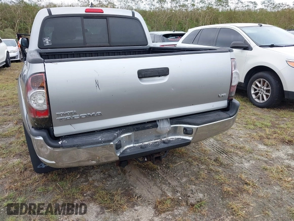 2014 Toyota Tacoma with VIN 3TMLU4EN5EM143687, listed as a IAAI auction lot 40552649 with 1 mi miles. Bid and sale history available at carsss.com. Image 15.