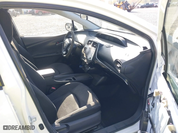 2020 Toyota Prius L Eco with VIN JTDKARFU5L3124692, listed as a IAAI auction lot 42019339 with 178,081 mi miles. Bid and sale history available at carsss.com. Image 5.