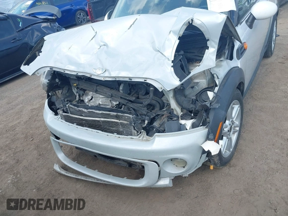 2011 MINI Hardtop with VIN WMWSU3C5XBT092450, listed as a IAAI auction lot 42409929 with 168,528 mi miles and . Bid and sale history available at DreamBid. Image 6.