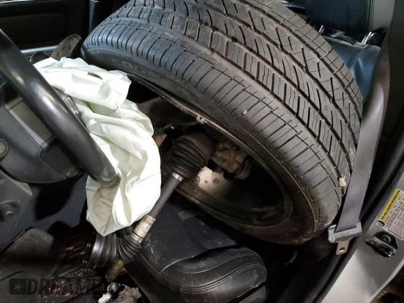 2009 Lincoln MKS z VIN 1LNHM94R39G629594, wystawiony jako Copart lot #56986125 z przebiegiem Nie podano mil oraz Szkoda całkowita • Salvage title. Historia ofert i sprzedaży dostępna na DreamBid. Obrazek 12.