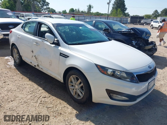 2013 Kia Optima LX with VIN KNAGM4A79D5374408, listed as a IAAI auction lot 42024032 with 109,798 mi miles. Bid and sale history available at carsss.com. Image 1.