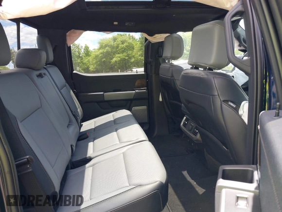 2023 Ford F-150 Lightning Pro с VIN 1FT6W1EVXPWG42428, выставлен на аукционе IAAI как лот 39711091 с пробегом 6 308 миль миль и . История ставок и продаж доступна на DreamBid. Изображение 8.