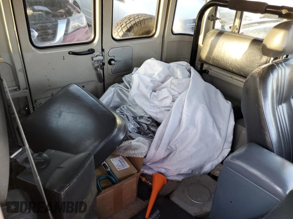 1977 Toyota Land Cruiser z VIN FJ40251338, wystawiony jako Copart lot #74954094 z przebiegiem 83 230 mil mil oraz Szkoda całkowita • Salvage title. Historia ofert i sprzedaży dostępna na DreamBid. Obrazek 11.