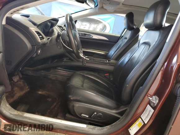 2015 Lincoln MKZ z VIN 3LN6L2J96FR600052, wystawiony jako Copart lot #56194715 z przebiegiem 259 911 mil mil oraz Szkoda całkowita • Salvage title. Historia ofert i sprzedaży dostępna na DreamBid. Obrazek 7.