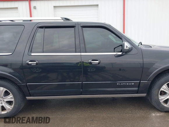 2015 Ford Expedition Max Platinum с VIN 1FMJK1MT9FEF18642, выставлен на аукционе IAAI как лот 41585741 с пробегом 134 911 миль миль и . История ставок и продаж доступна на DreamBid. Изображение 13.