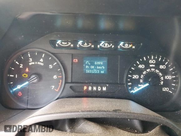 2020 Ford F-150 XL with VIN 1FTMF1C54LKD52729, listed as a Copart auction lot 52511365 with 165,123 mi miles and Clean Title. Bid and sale history available at carsss.com. Image 9.