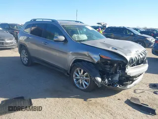 2017 Jeep Cherokee Limited with VIN 1C4PJLDB1HW517745, listed as a IAAI auction lot 41401733 with 121,736 mi miles. Bid and sale history available at carsss.com. Image 1.