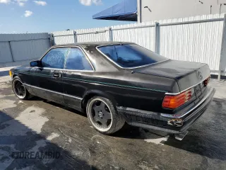 1982 Mercedes-Benz 380 380SEC z VIN WDBCA43A1CB001087, wystawiony jako Copart lot #45136875 z przebiegiem 62 765 mil mil oraz Tytuł czysty. Historia ofert i sprzedaży dostępna na DreamBid. Obrazek 2.